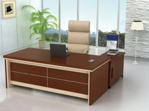 Bureau de direction — 2,40 m